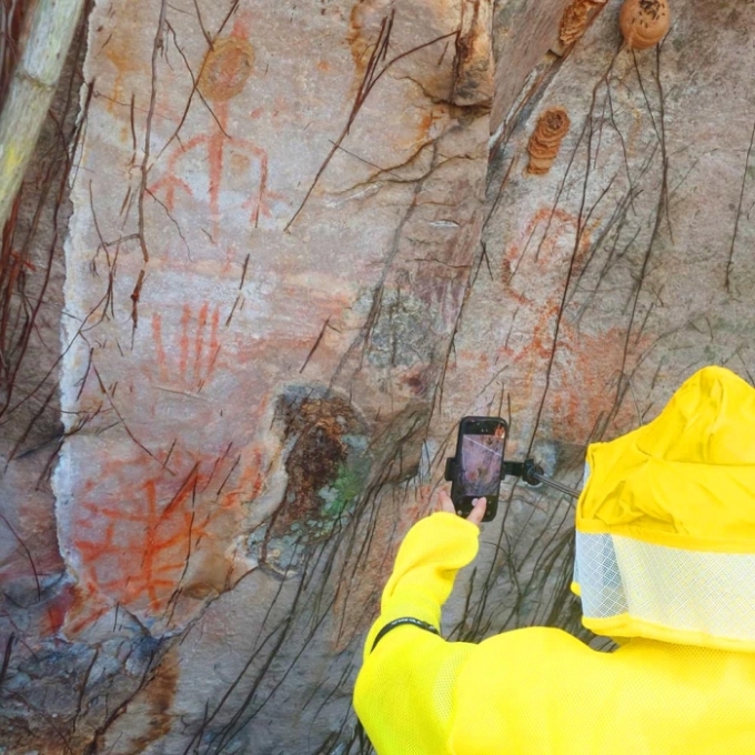 Professora da Dinamarca visita sítios arqueológicos de Alcinópolis e fortalece pesquisas internacionais