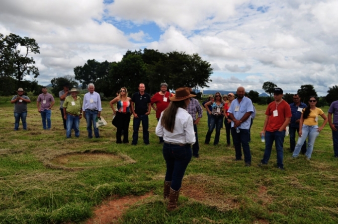 Fazenda Carolina realizou com sucesso Dia de Campo “Rural Sustentável Cerrado”.