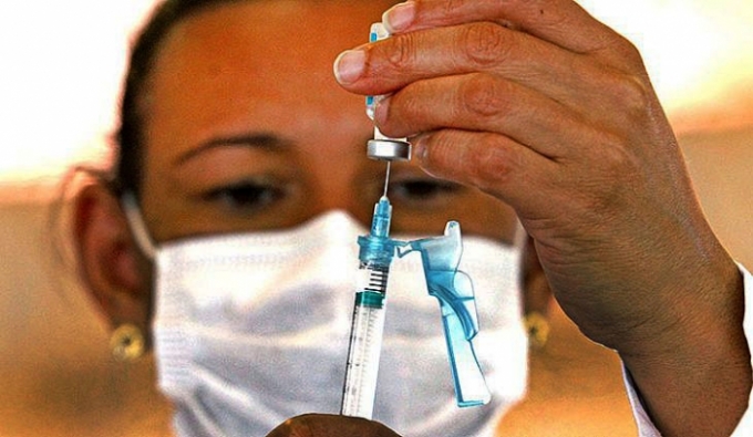 Saúde autoriza municípios a vacinarem pessoas contra a Covid-19 que estão fora do domicílio em MS