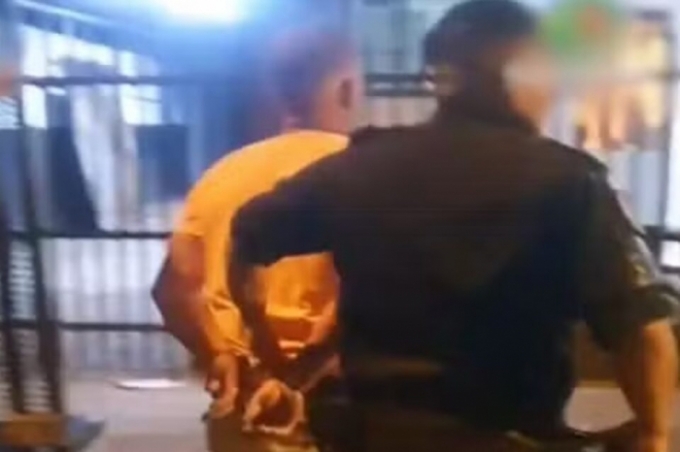 Goiás: Filho mata mãe a pauladas e facadas enquanto vítima dormia Goiás: Filho mata mãe a pauladas e facadas enquanto vítima dormia