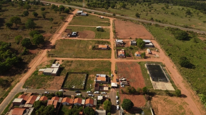 Prefeito de Alcinópolis lança obra de pavimentação no valor de R$ 3.200,000 Prefeito de Alcinópolis lança obra de pavimentação no valor de R$ 3.200,000