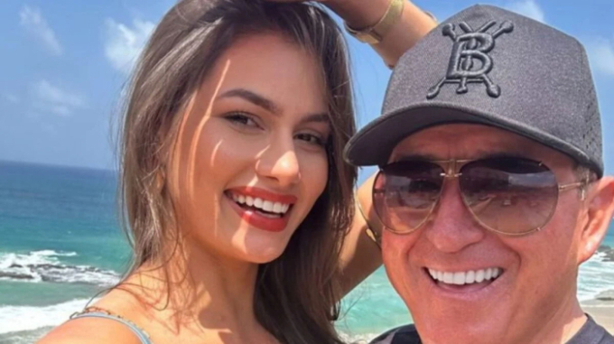 Amado Batista marca casamento com miss 50 anos mais jovem Amado Batista marca casamento com miss 50 anos mais jovem