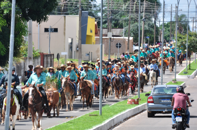 23ª Cavalgada bate recorde de público e atrai comitivas de outros estados para Alcinópolis