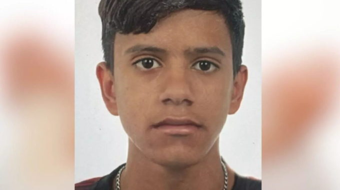 Jovem de 17 anos morre após passar mal em jogo de futebol, em GO Jovem de 17 anos morre após passar mal em jogo de futebol, em GO