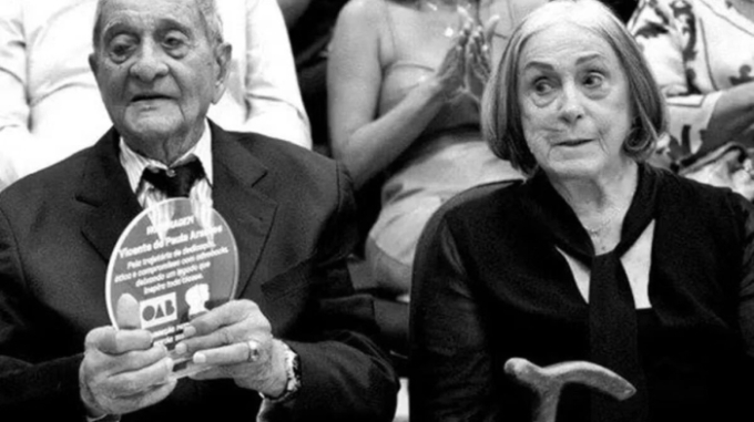 Casal morre no mesmo dia após 67 anos juntos em Minas Gerais Casal morre no mesmo dia após 67 anos juntos em Minas Gerais