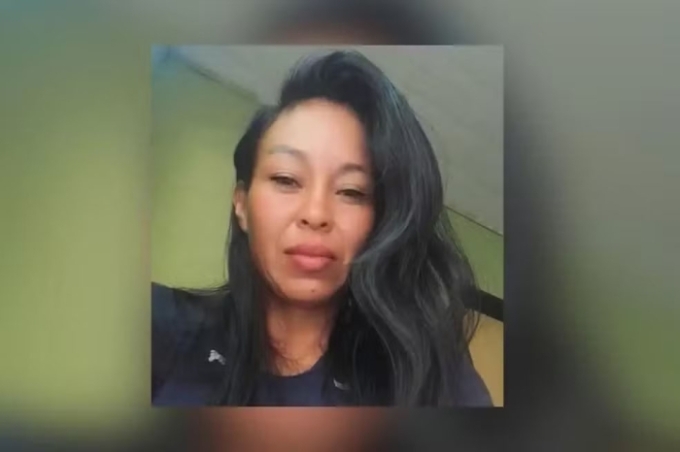 Filha chega em casa e encontra mãe morta a facadas em MS Filha chega em casa e encontra mãe morta a facadas em MS