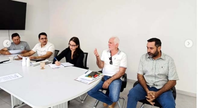 Reunião com Gestores para Discutir Ações do PMPI em Alcinópolis Reunião com Gestores para Discutir Ações do PMPI em Alcinópolis