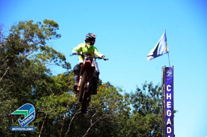 Veja os fragrantes do Campeonato Estadual de Motocross em foto de Figueirão Veja os fragrantes do Campeonato Estadual de Motocross em foto de Figueirão