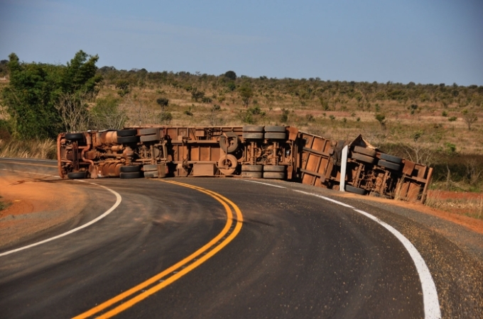 Atenção: Acidente na rodovia GO 341 com a BR 359, divisa de GO e MS
