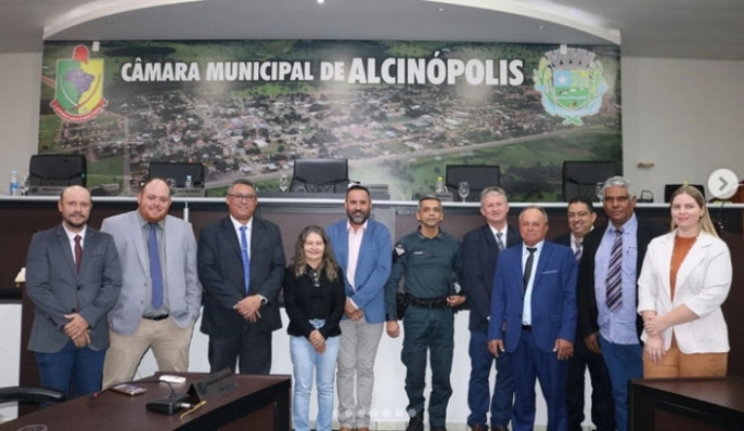 Vereadores de Alcinópolis retornam do recesso legislativo Vereadores de Alcinópolis retornam do recesso legislativo