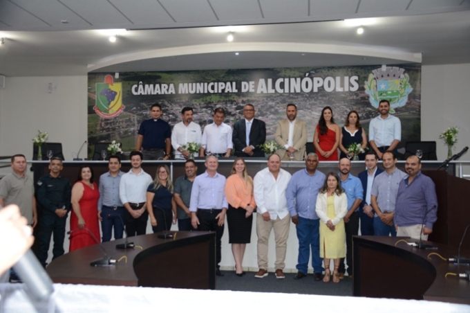 Alcinópolis lança programa “Mais Forte” com mais de R$ 50 milhões em investimentos Alcinópolis lança programa “Mais Forte” com mais de R$ 50 milhões em investimentos