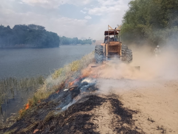 Incêndio em Figueirão é extinto; equipes seguem em monitoramento para evitar reignição Incêndio em Figueirão é extinto; equipes seguem em monitoramento para evitar reignição