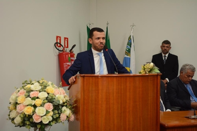 Câmara de Figueirão aprova projeto do Vereador Jânio Flávio que obriga divulgação das listas de espera do SUS Câmara de Figueirão aprova projeto do Vereador Jânio Flávio que obriga divulgação das listas de espera do SUS