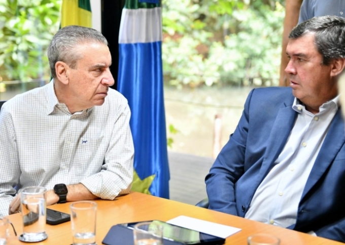 Governo de MS atende pedido de Paulo Corrêa e isenta municípios de taxas da Jucems Governo de MS atende pedido de Paulo Corrêa e isenta municípios de taxas da Jucems