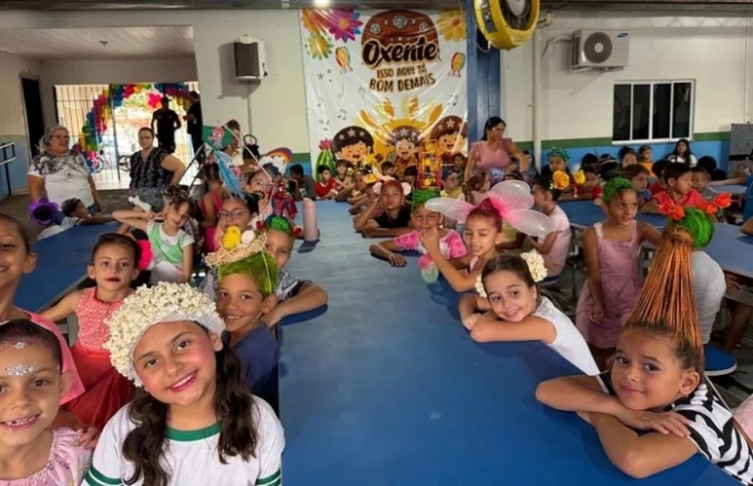 Dia do Cabelo Maluco anima a EMAC – Escola Municipal “ de Alcinópolis Dia do Cabelo Maluco anima a EMAC – Escola Municipal “ de Alcinópolis