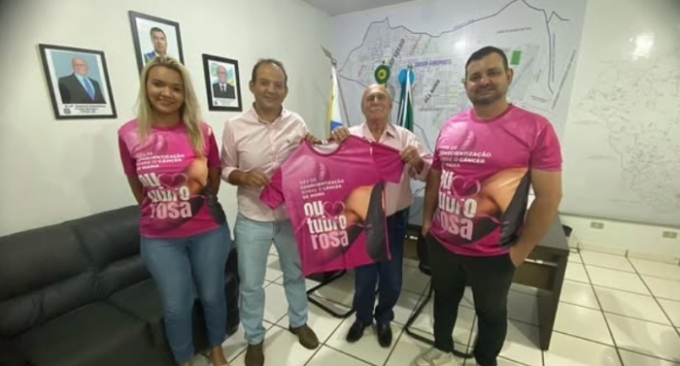 Prefeitura de Figueirão reforça conscientização com entrega de lembranças do Outubro Rosa Prefeitura de Figueirão reforça conscientização com entrega de lembranças do Outubro Rosa