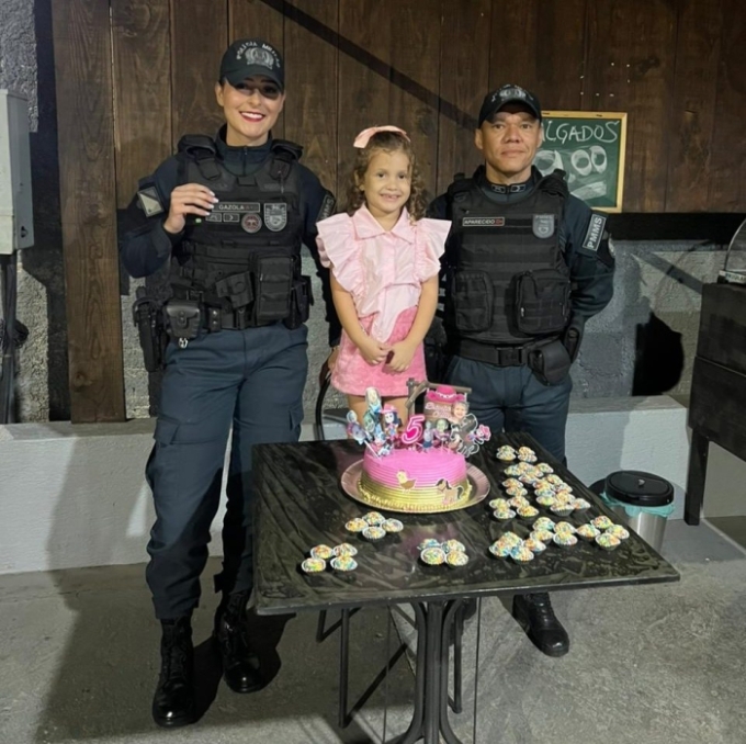 Polícia Militar de Alcinópolis participa de aniversário de fã mirim