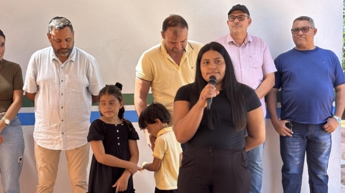 Entrega de Casa pelo Programa Construindo Sonhos Transforma Vida de Moradora em Alcinópolis