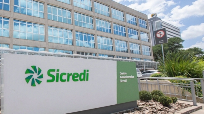 Sicredi lidera ranking Top 5 do Banco Central em projeções fiscais de longo prazo e Sicredi Asset fica em 3º na Selic