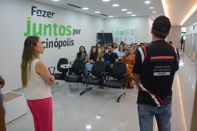 Café da manhã especial em parceria com a Toyota celebra o Dia das Mulheres no Sicredi de Alcinópolis