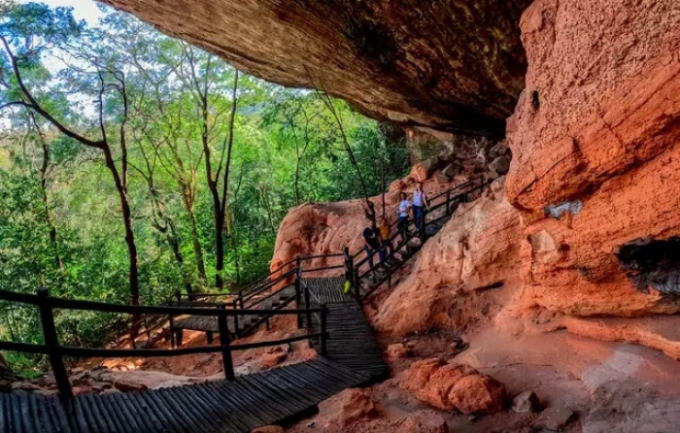 Capital da arte rupestre de MS, Alcinópolis registra tremor de terra