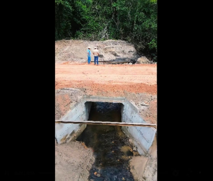 Alcinópolis avança na infraestrutura rural e entrega nova ponte de concreto