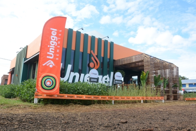 Uniggel destaca inovação em sementes de soja durante o TecnoAgro 2026