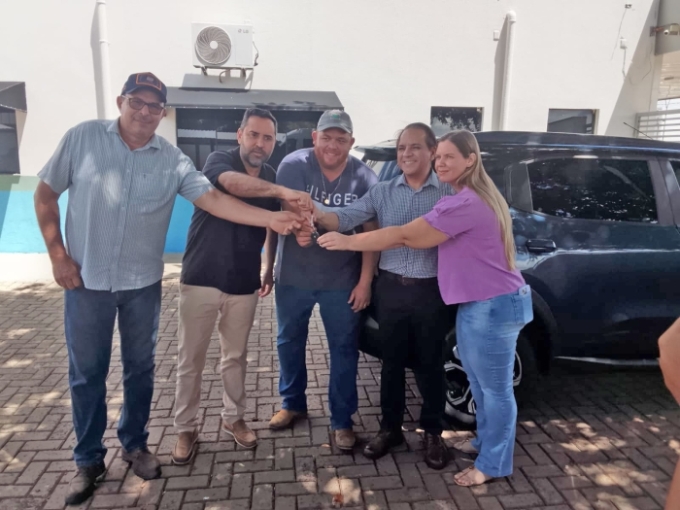 Deputado Coronel Davi entrega emendas e reforça parceria com Alcinópolis