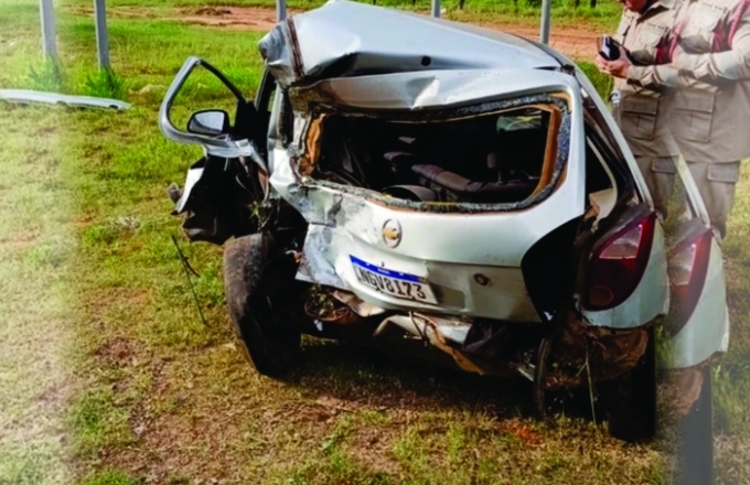 Acidente na BR-364, próximo a Mineiros, envolvendo dois veículos de passeio, deixa feridos