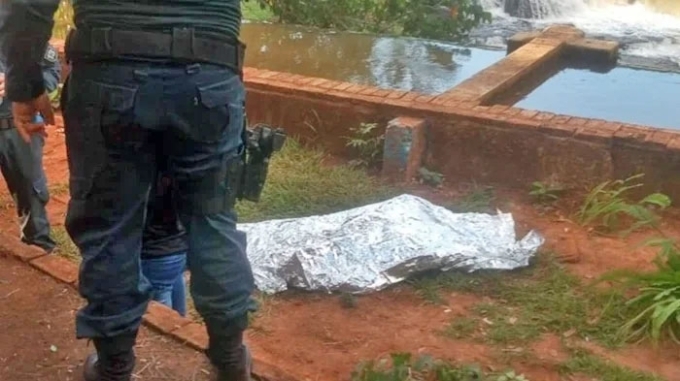 Adolescente de 15 anos bate a cabeça ao saltar em rio e morre afogado