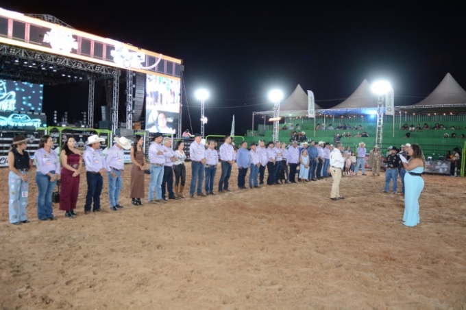 Alcinópolis encerra 24ª Festa do Peão com arena lotada, premiação recorde e presença de autoridades