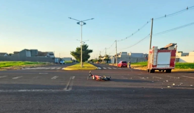 Mulher morre após acidente entre bicicleta elétrica e carro em São Gabriel