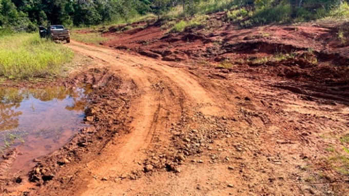 Roseno Martins solicita melhorias em estrada vicinal de acesso à Fazenda Capim Branco VI