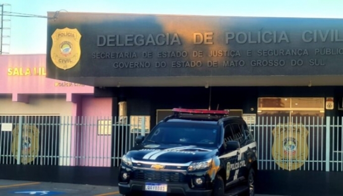 Polícia de Costa Rica recupera R$ 1.900 furtados em banco e vítima agradece