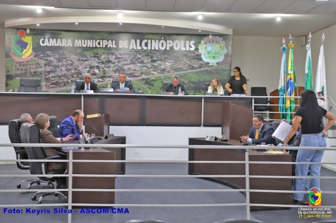 Legislativo de Alcinópolis aprecia projetos, indicações e elege nova Mesa Diretora