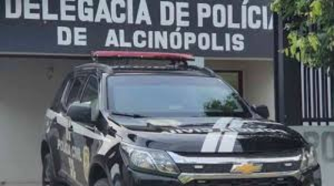 Homem fica ferido ao tentar defender mulher durante agressão em bar de Alcinópolis