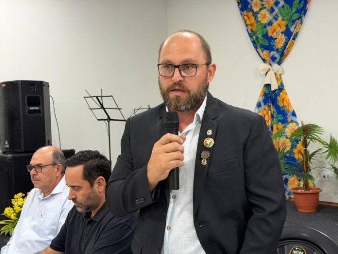 Roger Gemelli assume a presidência do Lions Clube de Alcinópolis para o Ano Leonístico 20262027