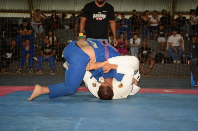 Figueirão conquista 1º lugar geral no 2º Open de Jiu-Jítsu e Academia Leão soma 61 medalhas