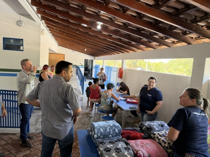 Prefeitura de Alcinópolis realiza entrega de cobertores na Comunidade Vila Novo Belo Horizonte