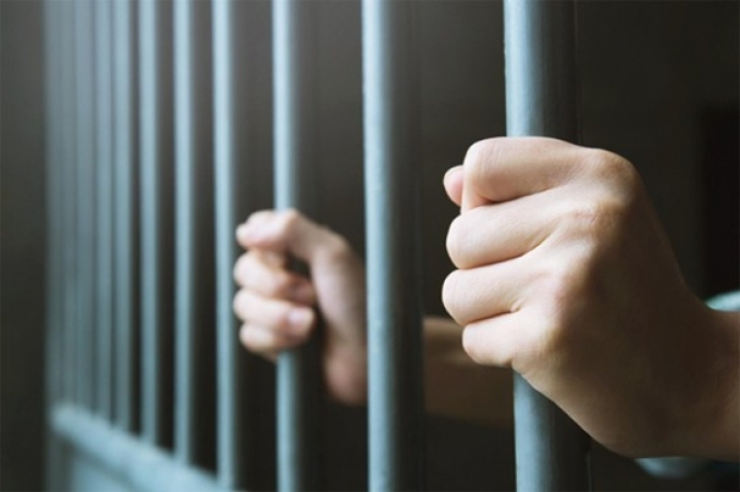 Homem recebe pena de 33 anos por feminicídio em Coxim
