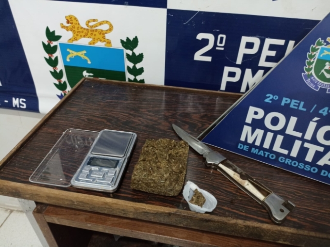 Polícia Militar prende homem por ameaça, violência doméstica e tráfico de drogas em Costa Rica
