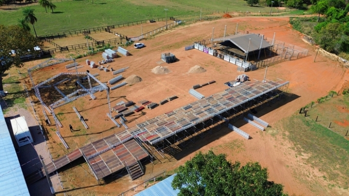 Empresas aceleram montagem da megaestrutura para o 5º Rodeio Fest de Figueirão