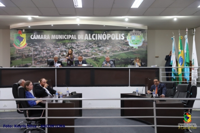 Vereadores apresentam novas propostas durante Sessão Ordinária
