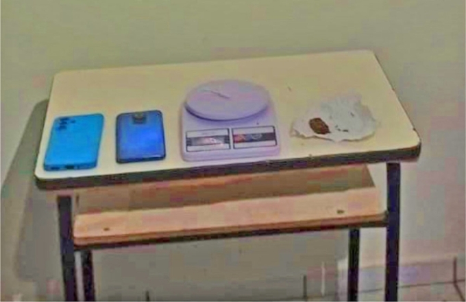 Polícia Militar prende dois homens por tráfico de drogas e corrupção de menores em Alcinópolis