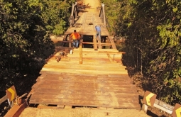 Serviço de manutenção na ponte do Rio Taquari, MS-217,  segue em andamento na região de Alcinóp