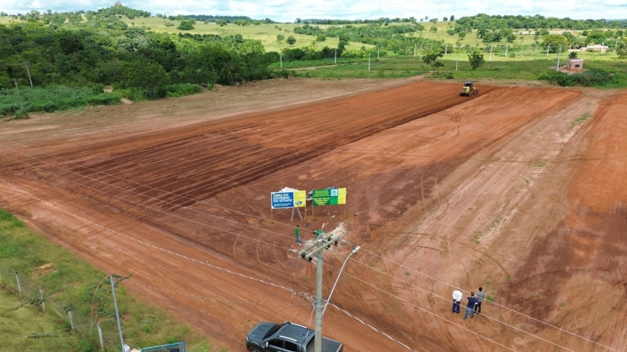 Prefeitura de Figueir&atilde;o assina ordem de servi&ccedil;o para constru&ccedil;&atilde;o de 20 casas populares