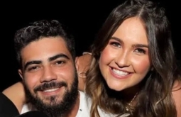 Esposa de cantor Henrique é solta após passar por audiência em Orlando