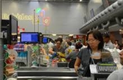 Governo adia por 90 dias regra sobre trabalho no comércio em feriados