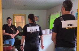 Polícia apura feminicídio que prendeu pai e filho em Coxim e encontra arma do crime