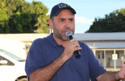 Novo britador móvel garante avanços na infraestrutura de Alcinópolis